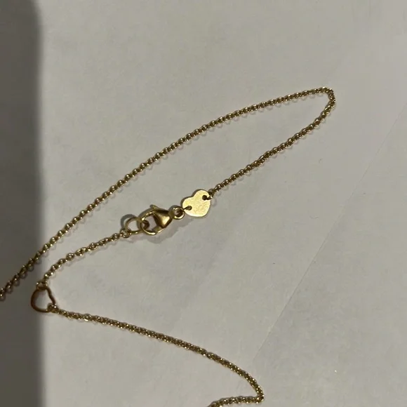 Hearts on Fire Triplicity Triangle Pendant in Yellow Gold - Picture 8 of 9